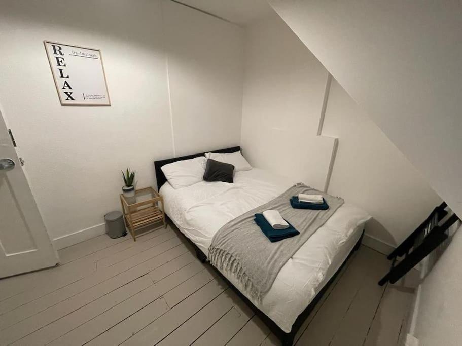 Comfortable 2 Bedroom On Tower Bridge Londen Buitenkant foto